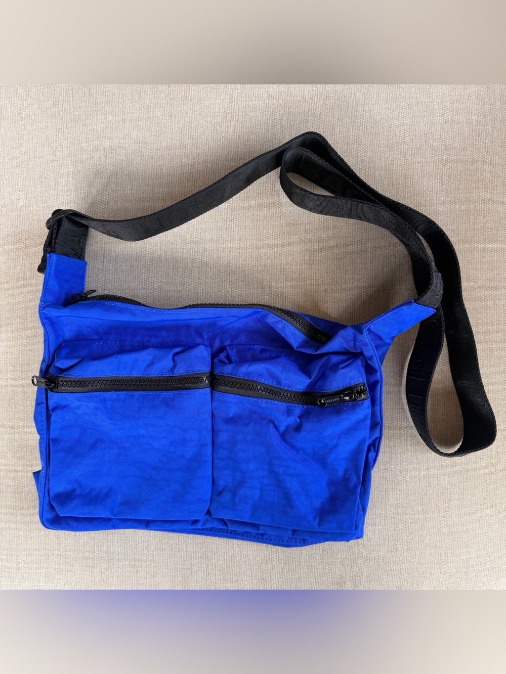 NWT BAGGU Medium Cargo Crossbody - Lapis